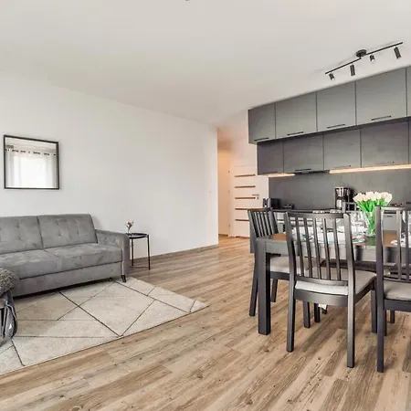 Bastion Gdansk, Sun & Snow *